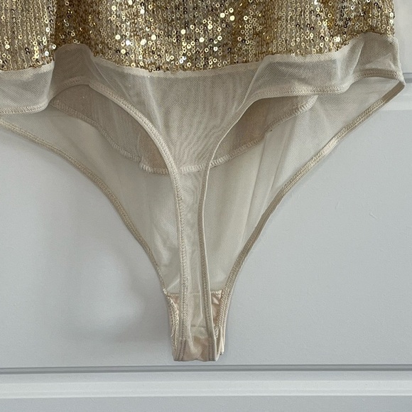 Intimately Free People Sparks Fly Bodysuit Gold Size Large Sequin Metallic NWT - Picture 10 of 12
